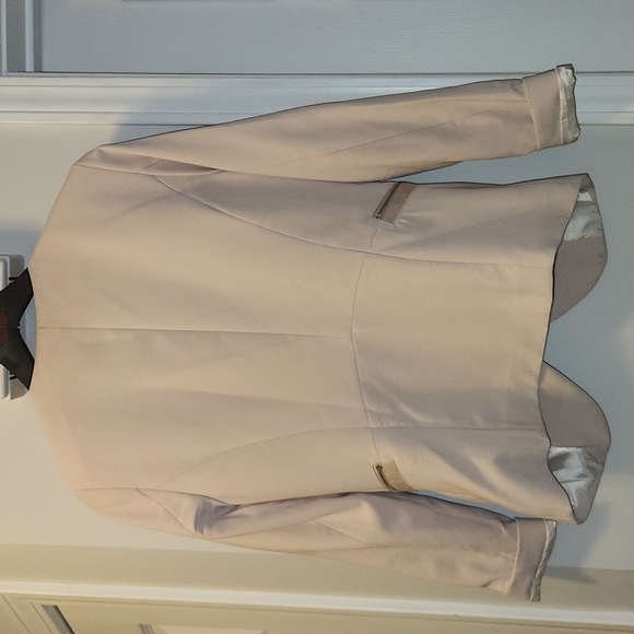 H & M Woman's Lined Blush Pink Blazer - Picture 6 of 6